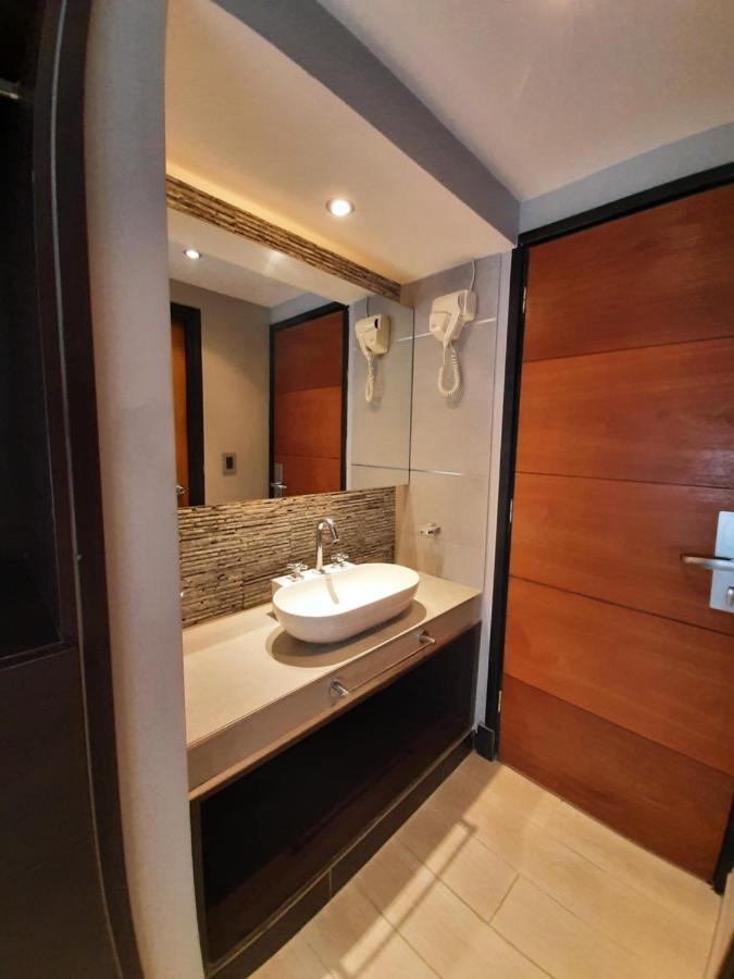 Hotel Castellon Мар дел Плата Екстериор снимка