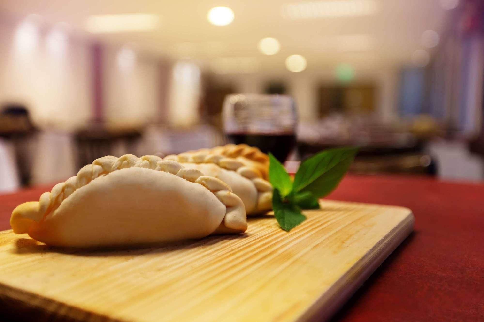 Hotel Castellon Мар дел Плата Екстериор снимка