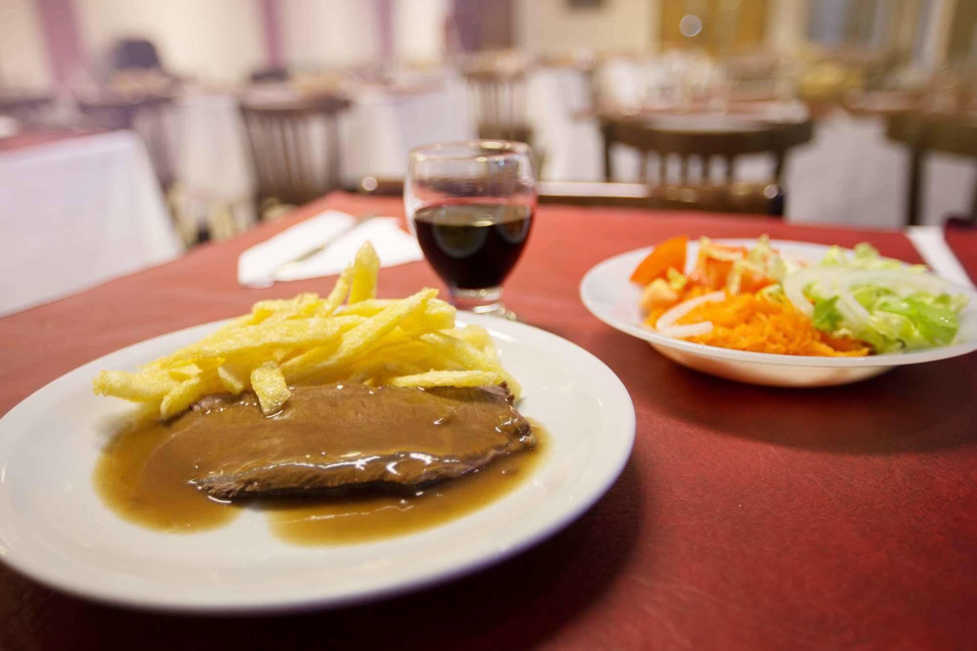 Hotel Castellon Мар дел Плата Екстериор снимка