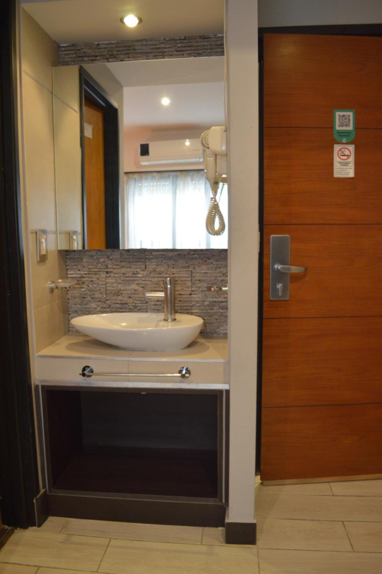 Hotel Castellon Мар дел Плата Екстериор снимка