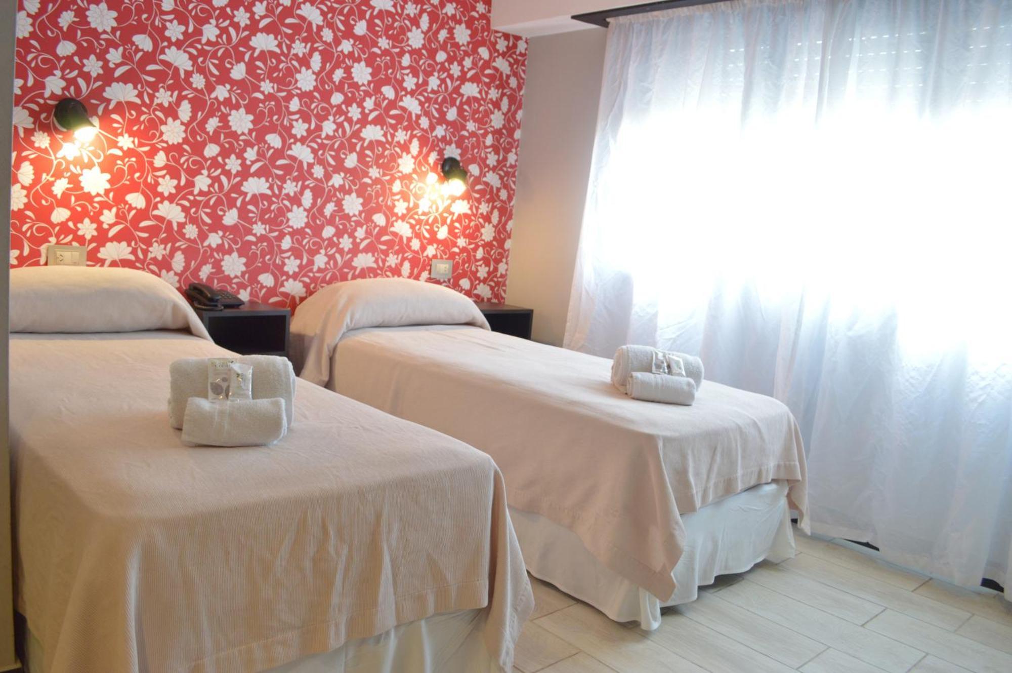Hotel Castellon Мар дел Плата Екстериор снимка